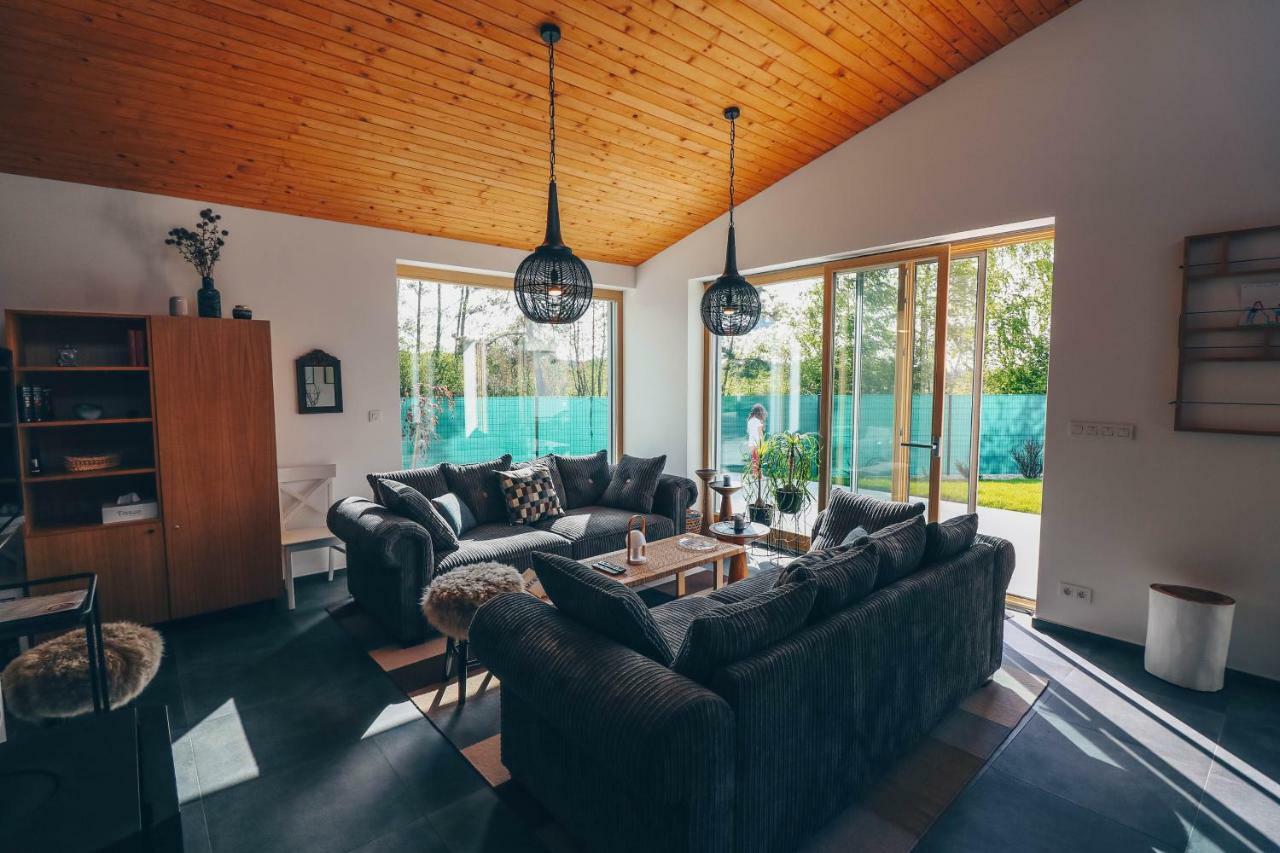 Stylish Apartments At Penati Golf Resort Sajdikove Humence エクステリア 写真